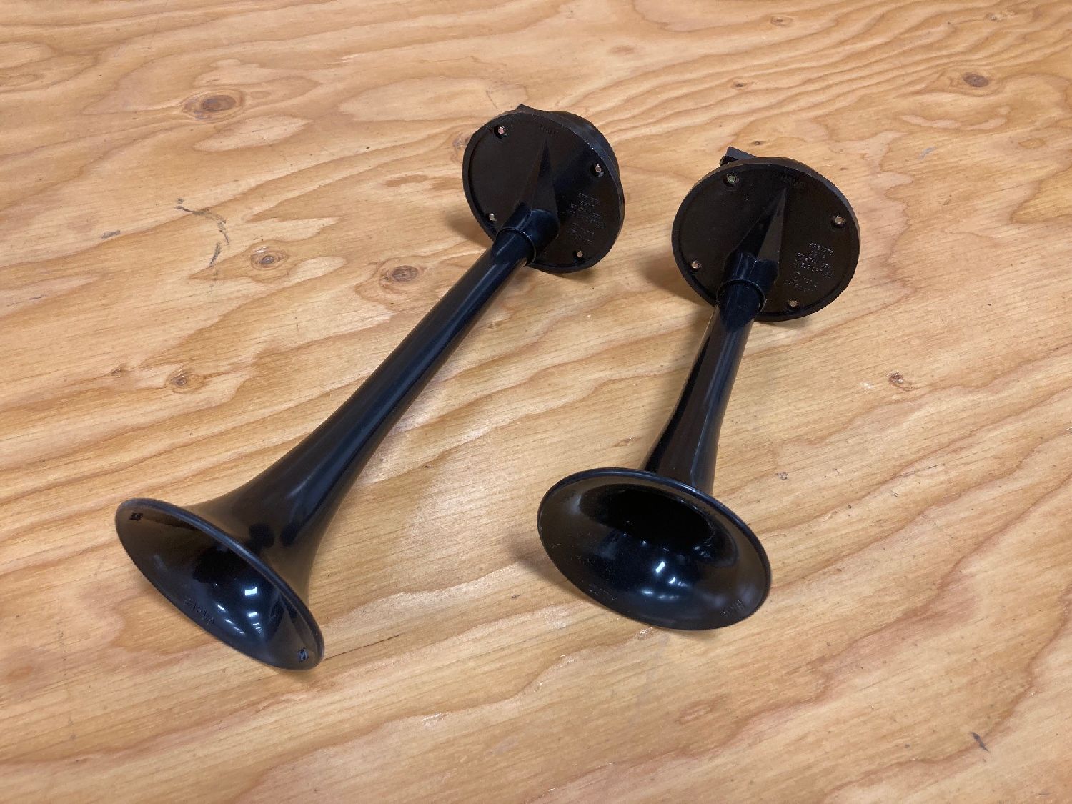 OEM Porsche horn high and low tone